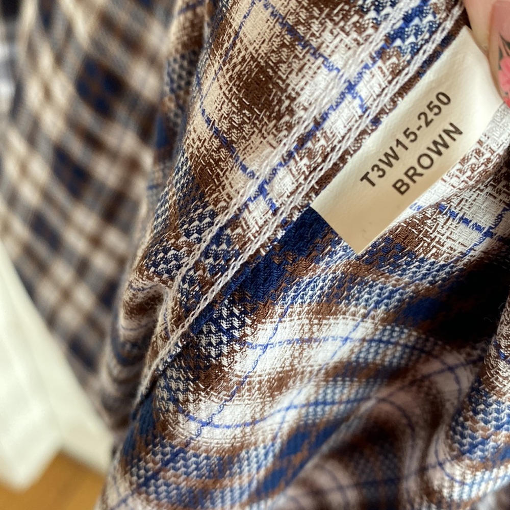 Thomas Dean Plaid Button Down Size Large - image 4